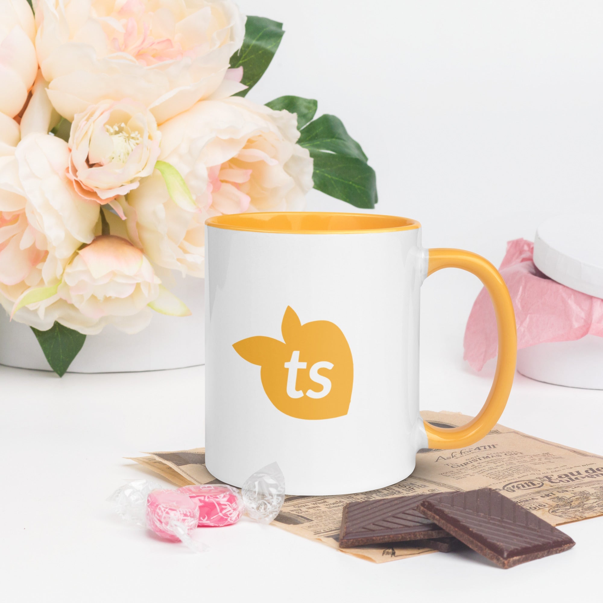 tsgabrielle • Mugg med gyllengul insida • Keramik • 325 ml